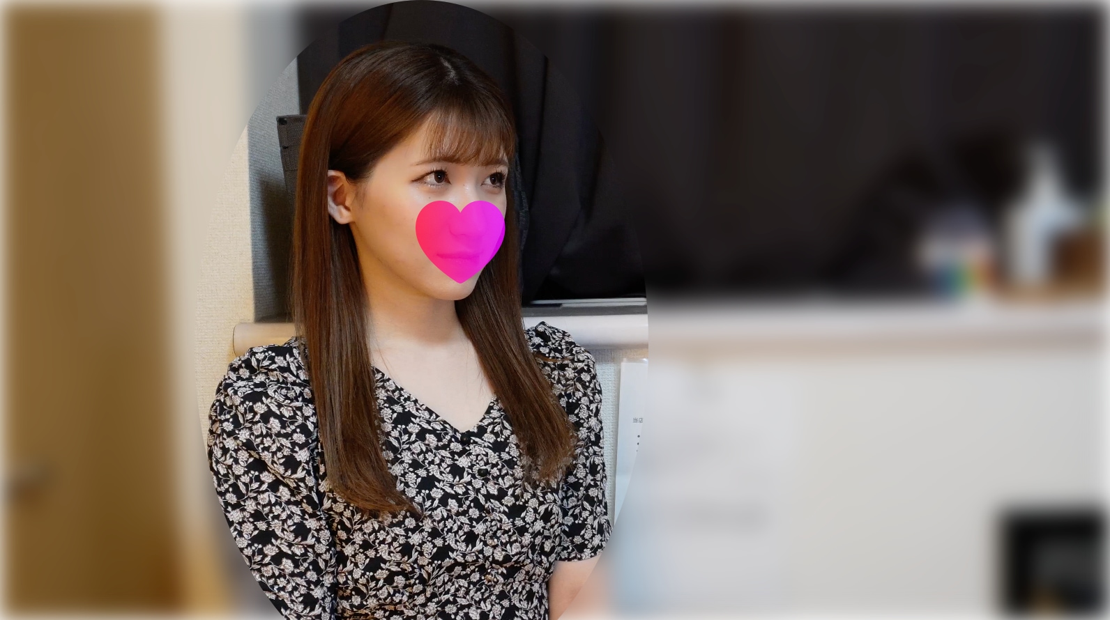 【独占配信】女性専用オイルマッサージサロン隠し撮り映像：アイドル级の可爱さの看护师りえさん（26岁）の痴态4K超